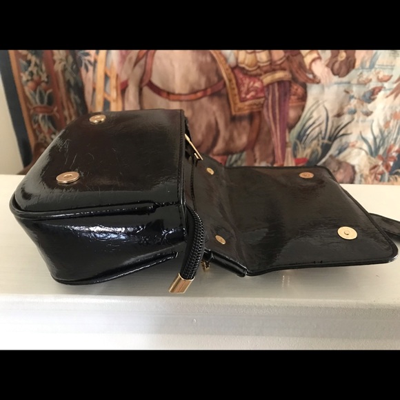 Adorable & Unique Black & Gold Motorcycle Jacket Bag! - Picture 8 of 16